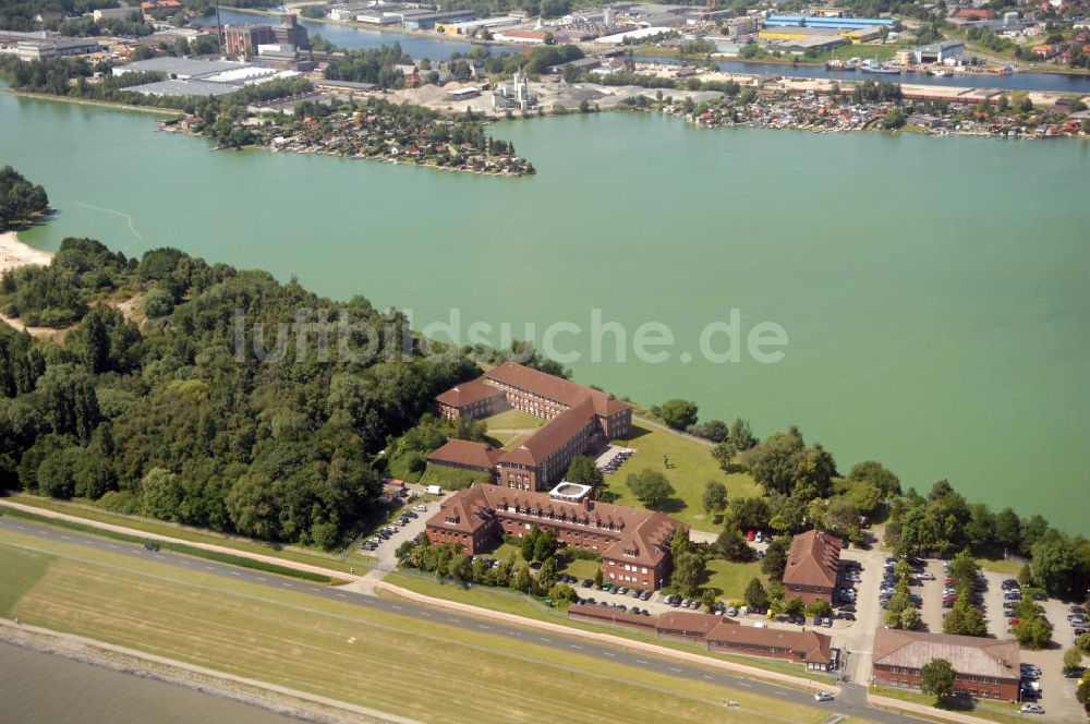 Wilhelmshaven von oben - Marineanlage Bordum am Banter See in Wilhelmshaven - Niedersachen / NI