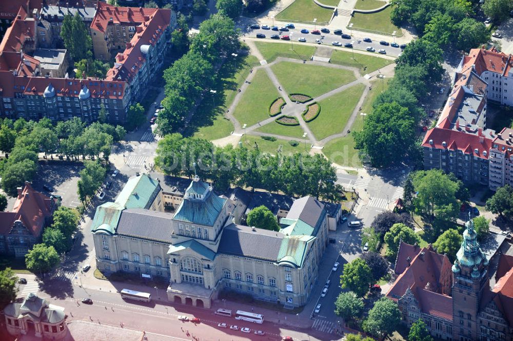 Luftbild Stettin / Szczecin - Maritimes Museum an der Hakenterasse am Adam-Mickiewicz-Platz in Stettin / Szczecin