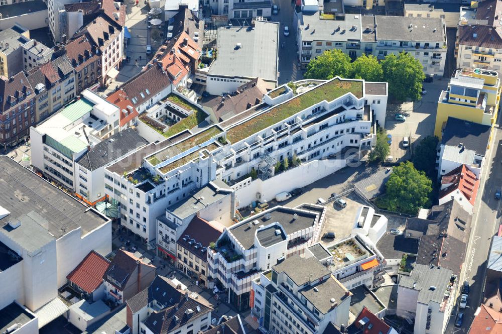 Luftbild Kaiserslautern - Markanter Neubau in der Kerststraße in Kaiserslautern mit begrüntem Dach