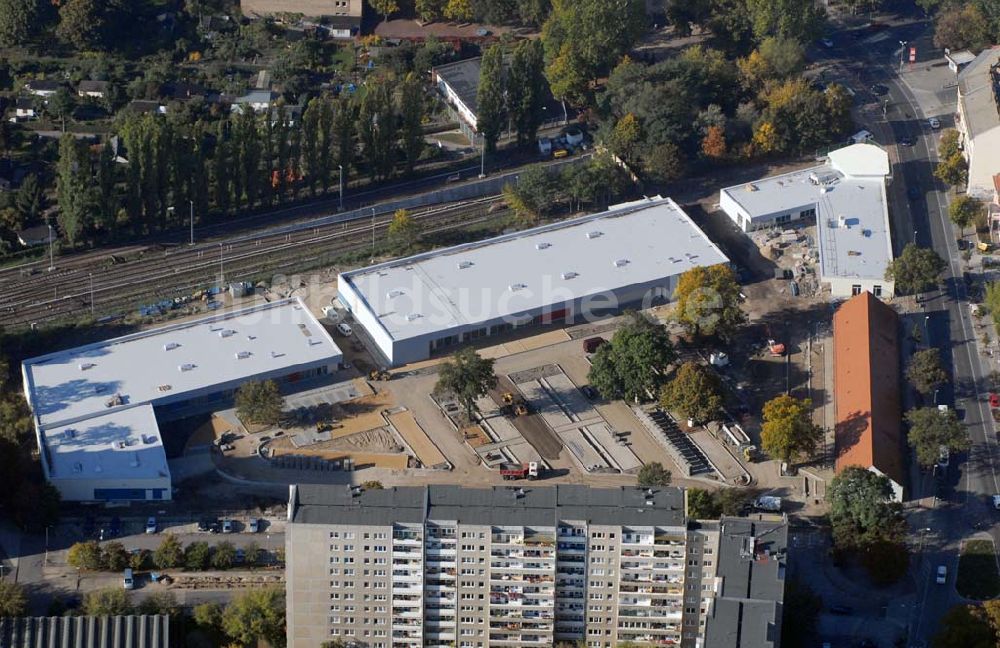 Berlin-Lichtenberg von oben - market Einkaufszentrum