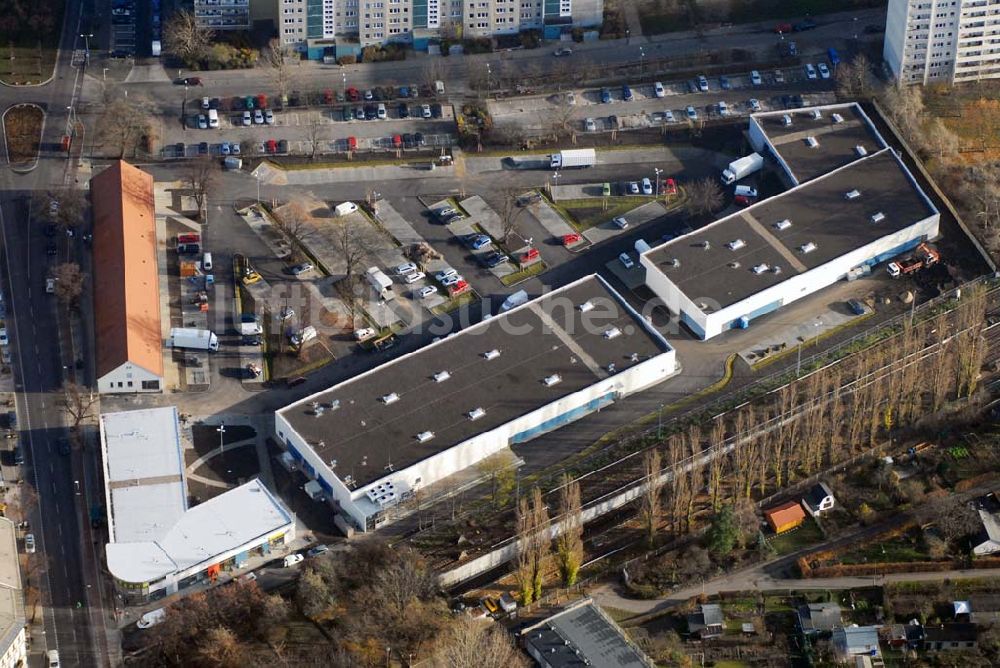 Berlin-Lichtenberg aus der Vogelperspektive: market Einkaufszentrum Baustelle in Berlin-Lichtenberg