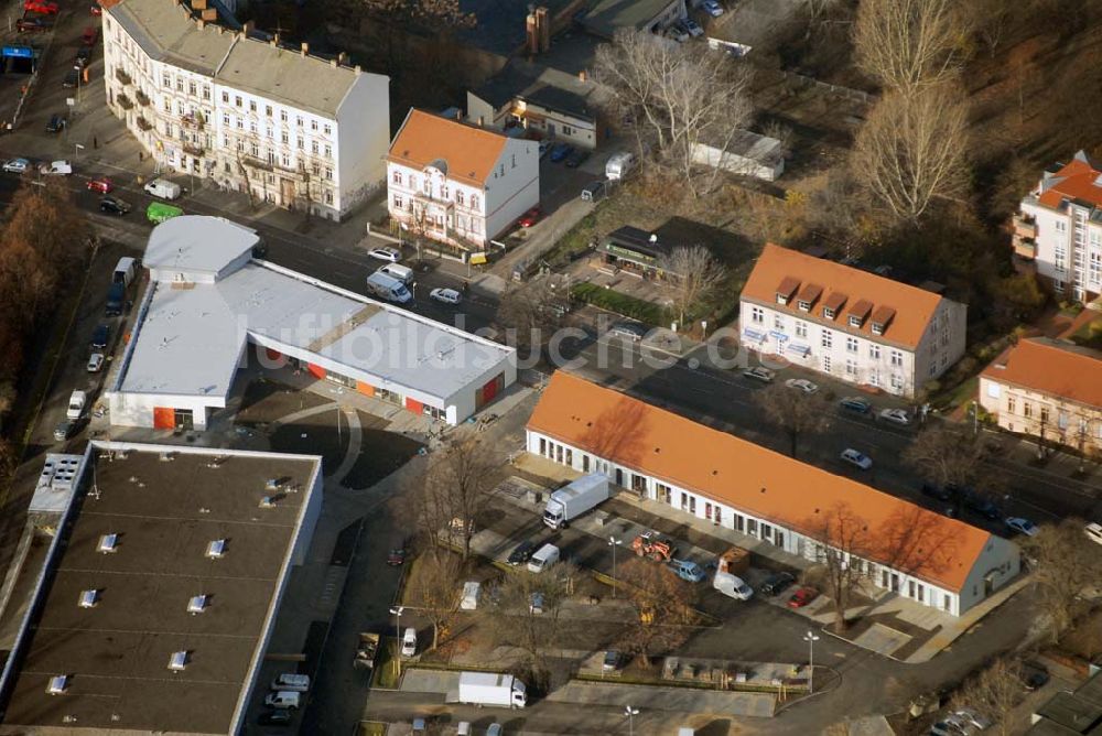 Berlin-Lichtenberg aus der Vogelperspektive: market Einkaufszentrum Baustelle in Berlin-Lichtenberg