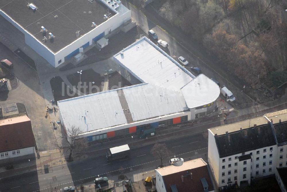 Berlin-Lichtenberg von oben - market Einkaufszentrum Baustelle in Berlin-Lichtenberg