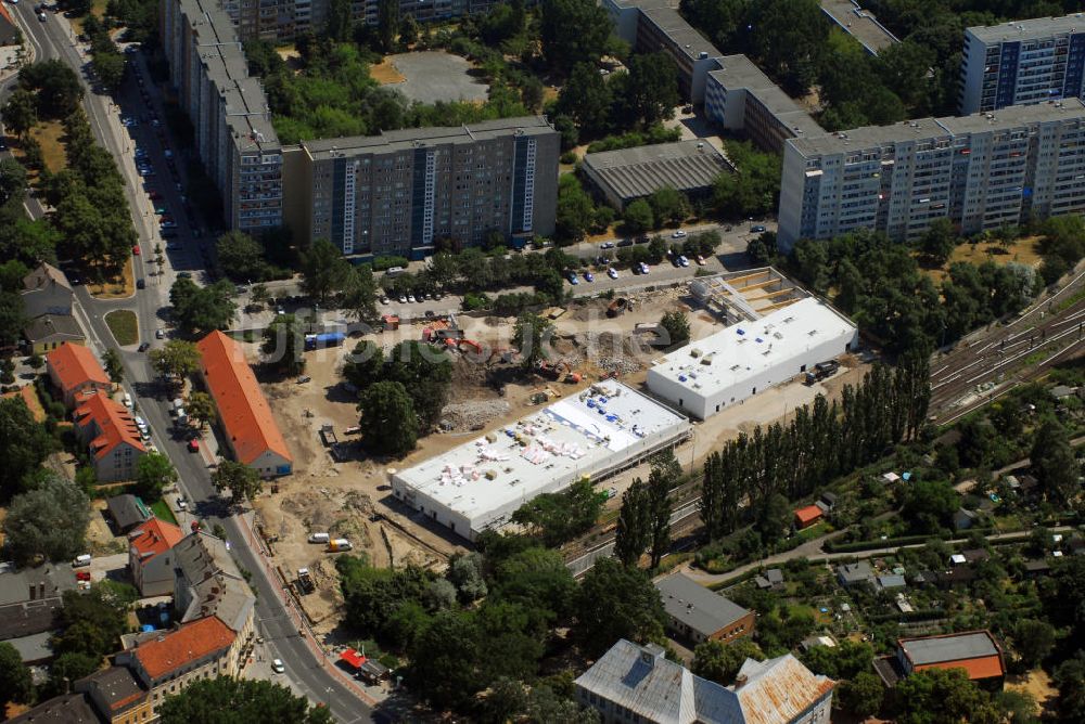 Berlin von oben - Market Stadtteilzentrum Berlin Lichtenberg