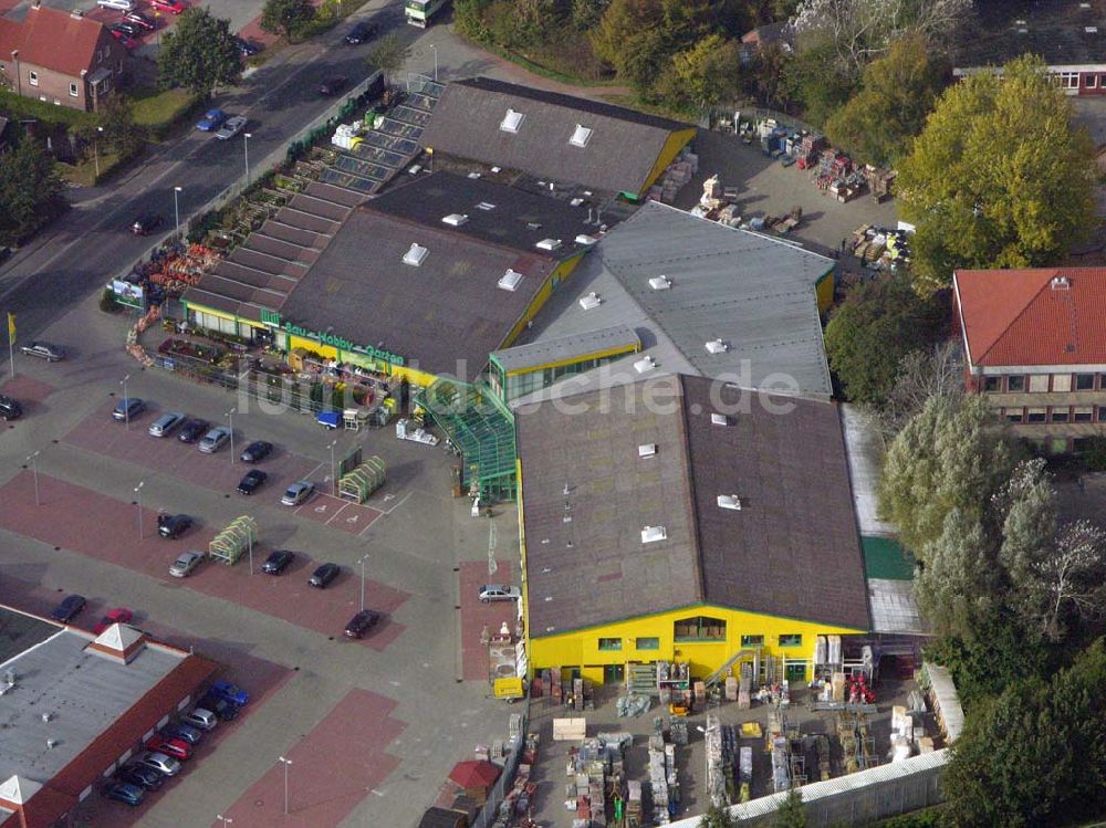 Marienhafe aus der Vogelperspektive: Marktkauf Bau- und Gartencenter mit Tankstelle