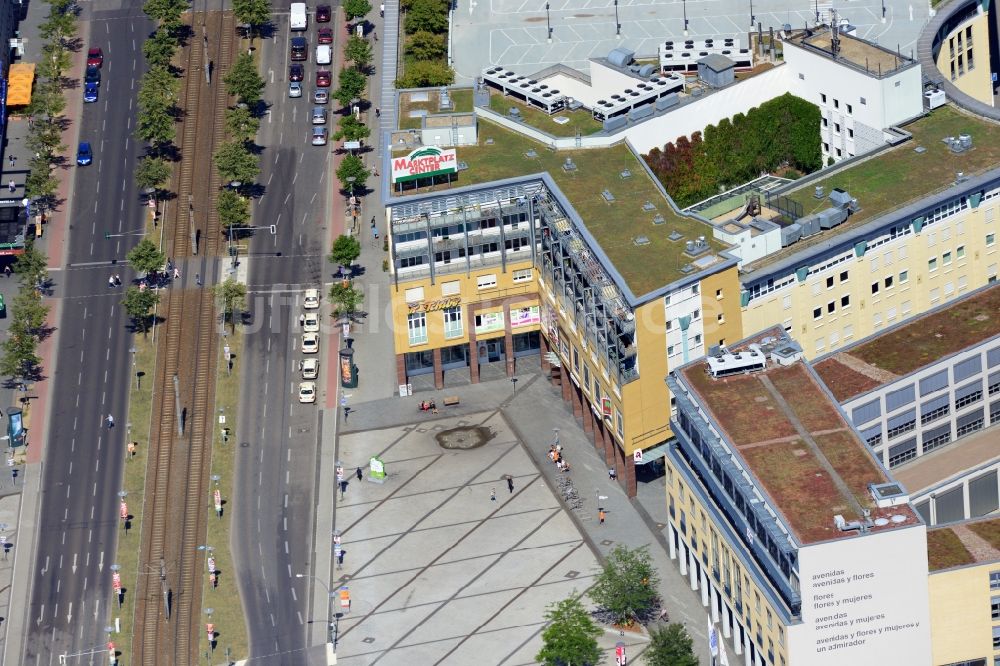 Luftbild Berlin OT Hellersdorf - Marktplatz Center im Ortsteil Hellersdorf in Berlin