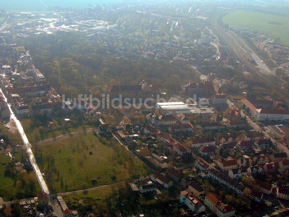 Eisleben von oben - Marktplatz in Eisleben / Stadtverwaltung Lutherstadt Eisleben Postfach 01331, Markt 1, 06295 Lutherstadt Eisleben Tel: 0 34 75 / 655-0 EDV@Lutherstadt-Eisleben