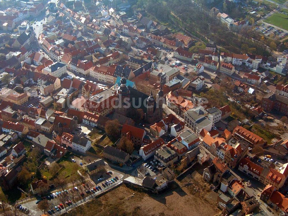 Eisleben aus der Vogelperspektive: Marktplatz in Eisleben / Stadtverwaltung Lutherstadt Eisleben Postfach 01331, Markt 1, 06295 Lutherstadt Eisleben Tel: 0 34 75 / 655-0 EDV@Lutherstadt-Eisleben