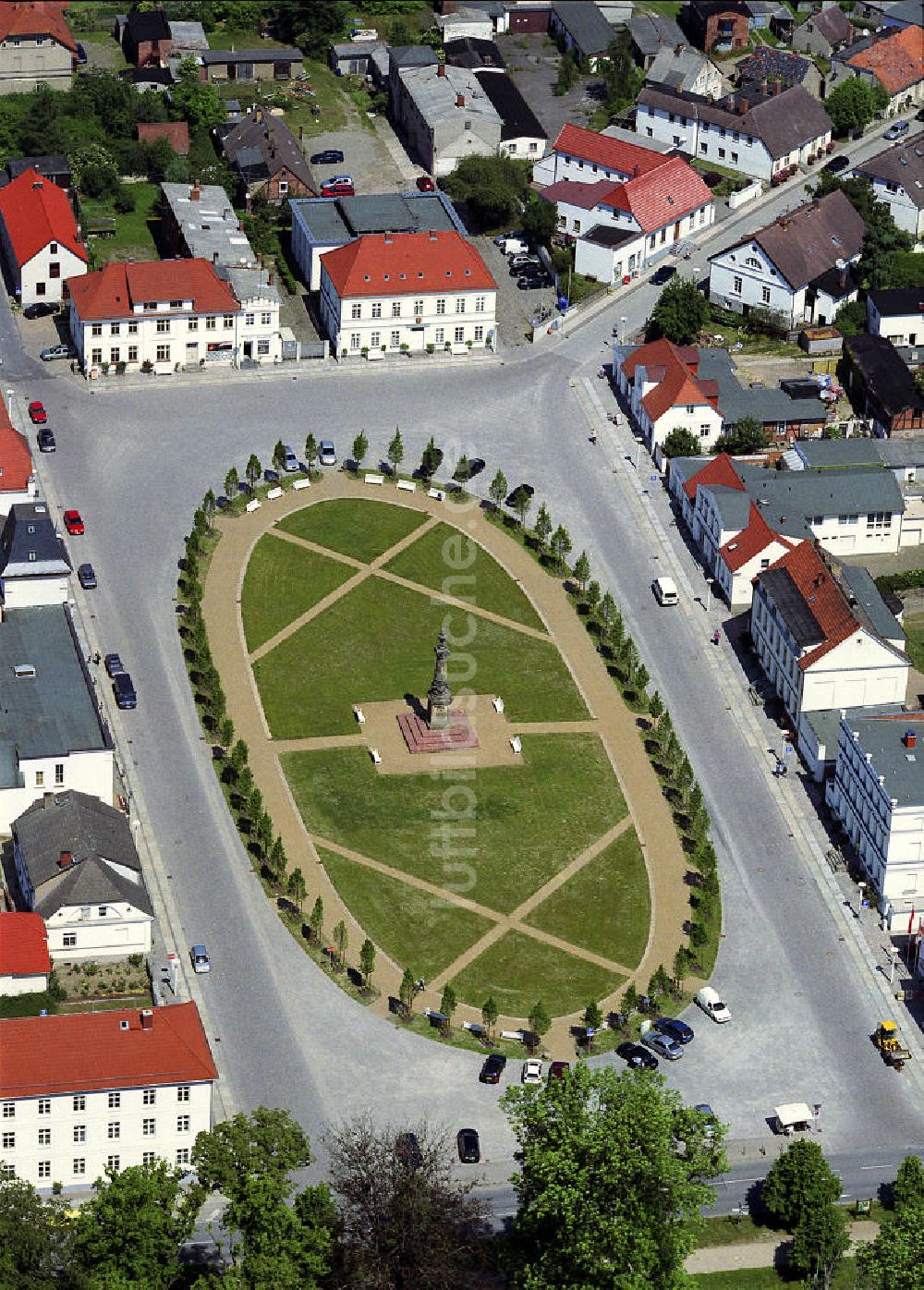 Putbus aus der Vogelperspektive: Marktplatz in Putbus auf Rügen