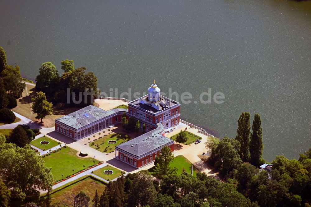 Potsdam aus der Vogelperspektive: Marmorpalais Im Neuen Garten in Potsdam im Bundesland Brandenburg, Deutschland