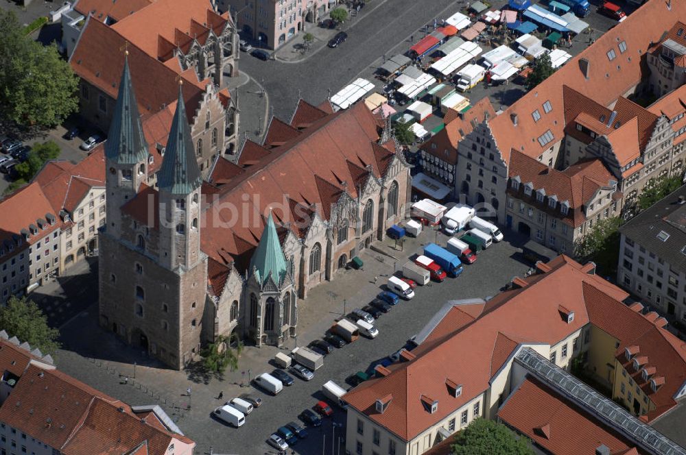 Braunschweig aus der Vogelperspektive: Martinikirche am Altstadtmarkt in Braunschweig Niedersachsen