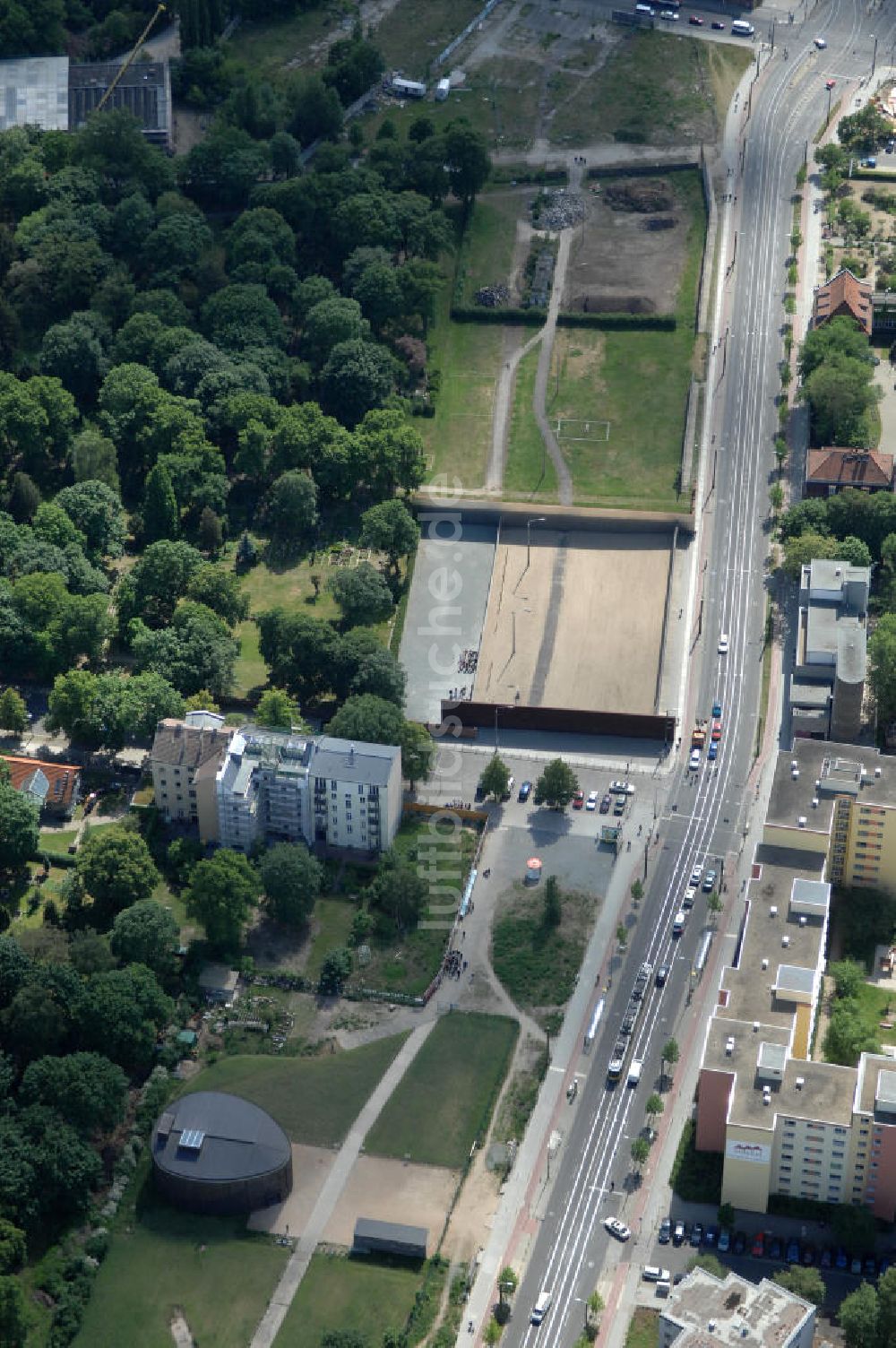 Berlin aus der Vogelperspektive: Mauerpark in Berlin Mitte