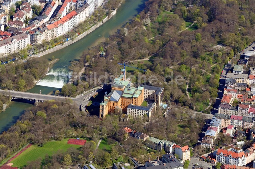 Luftaufnahme München OT Haidhausen - Maximilianeum in München im Bundesland Bayern