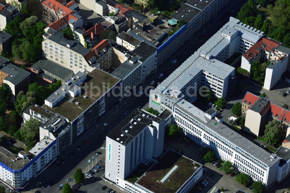 Luftbild Berlin - Möbel Hübner in der Genthiner Straße im Stadtteil Tiergarten von Berlin