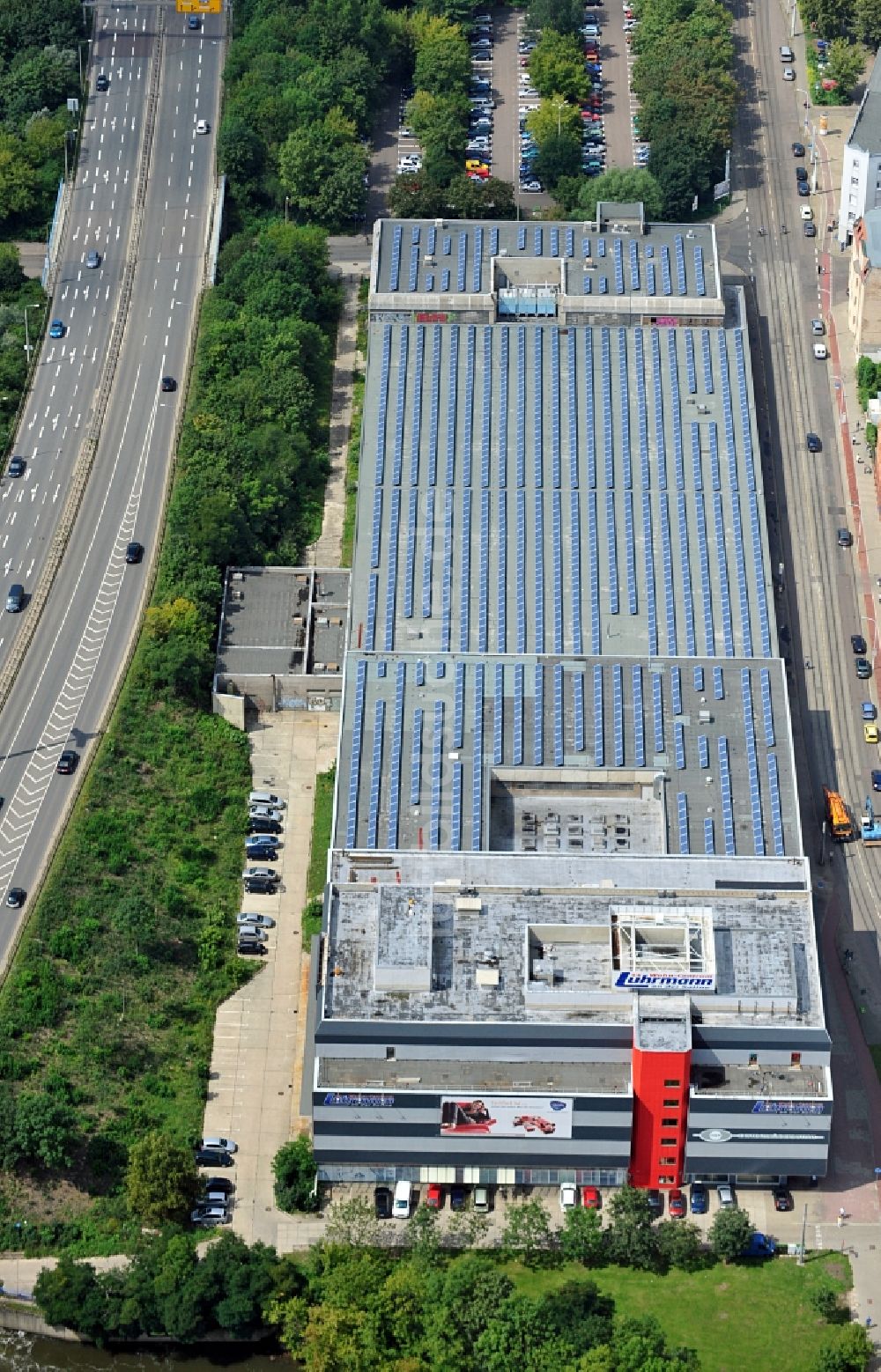 Luftbild Halle / Saale - Möbelhaus Wohn-Centrum Lührmann in Halle / Saale im Bundesland Sachsen-Anhalt