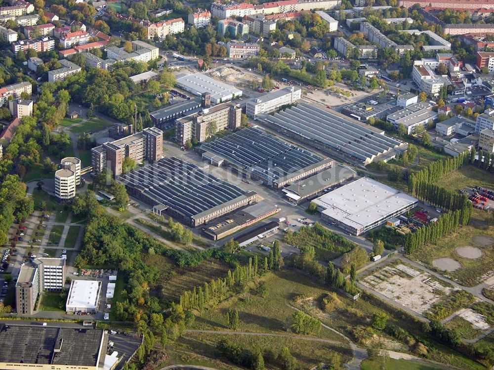 Luftbild Potsdam - 05.10.2004 Möbelhof Potsdam. Möbelhof 9, 14478 Potsdam. 200 Meter von Möbel Boss entfernt.