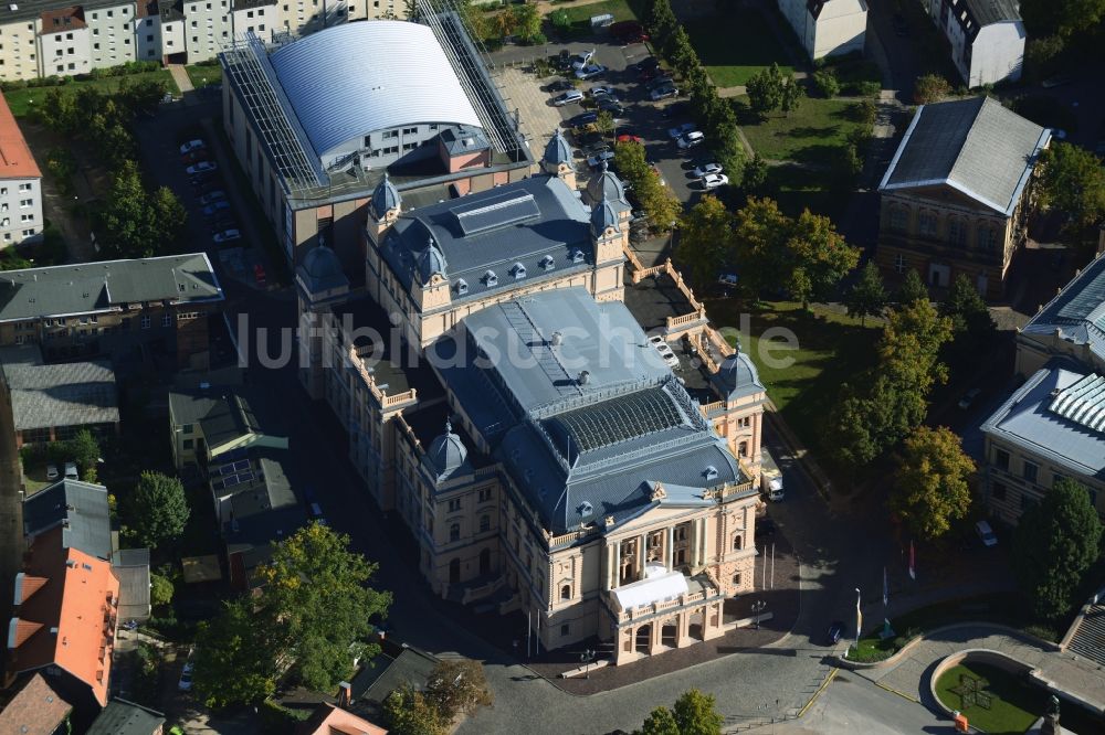 Schwerin aus der Vogelperspektive: Mecklenburgische Staatstheater Schwerin im Bundesland Mecklenburg-Vorpommern