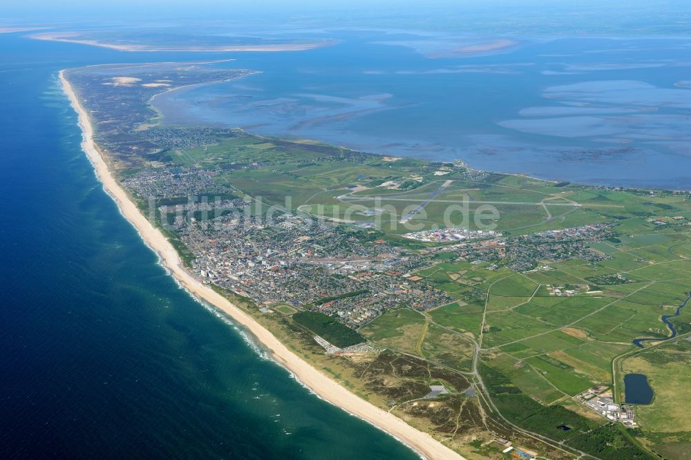 Luftaufnahme Westerland - Meeres-Küste der Insel Sylt in Westerland im Bundesland Schleswig-Holstein