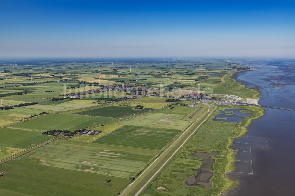 Luftbild Wittmund - Meeres-Küste der Nordsee in Harlesiel im Bundesland Niedersachsen