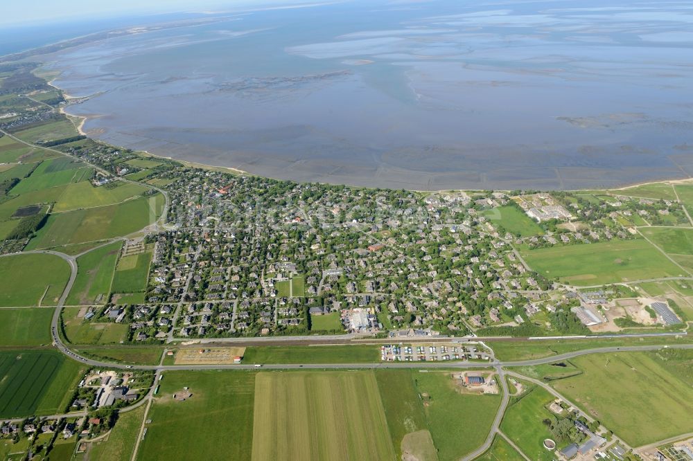 Keitum aus der Vogelperspektive: Meeres-Küste der Nordsee in Keitum im Bundesland Schleswig-Holstein