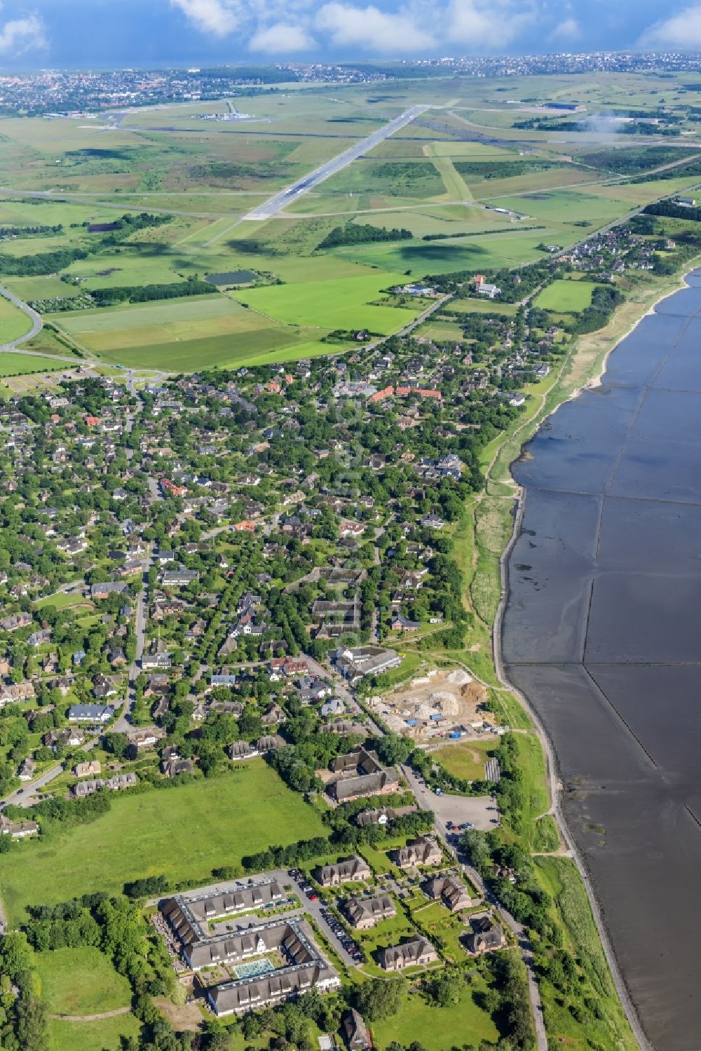 Sylt-Ost aus der Vogelperspektive: Meeres-Küste der Nordsee in Keitum im Bundesland Schleswig-Holstein