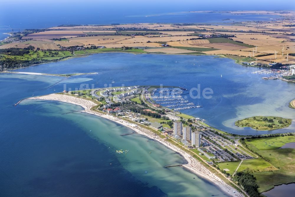 Luftaufnahme Fehmarn - Meeres-Küste der Ostsee in Burg auf Fehmarn im Bundesland Schleswig-Holstein