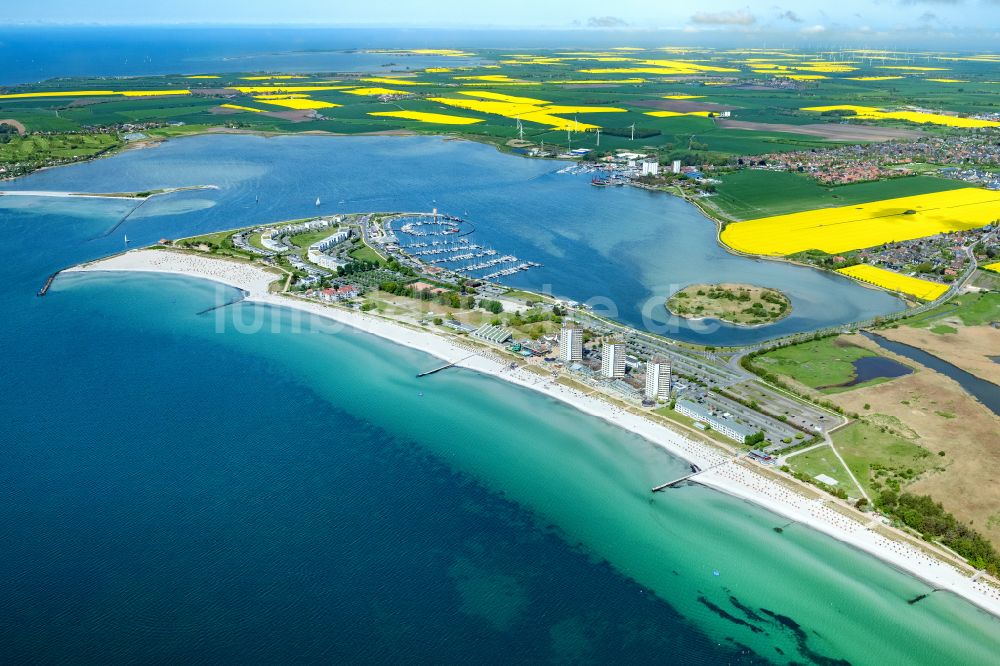 Luftaufnahme Fehmarn - Meeres-Küste der Ostsee in Burg auf Fehmarn im Bundesland Schleswig-Holstein