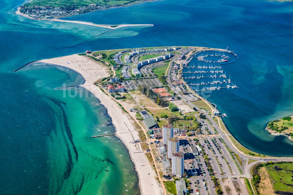 Fehmarn aus der Vogelperspektive: Meeres-Küste der Ostsee in Burg auf Fehmarn im Bundesland Schleswig-Holstein