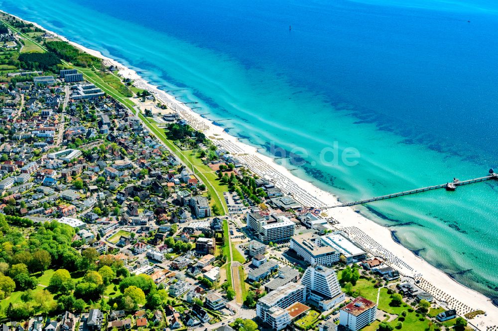 Grömitz von oben - Meeres-Küste der Ostsee in Grömitz im Bundesland Schleswig-Holstein