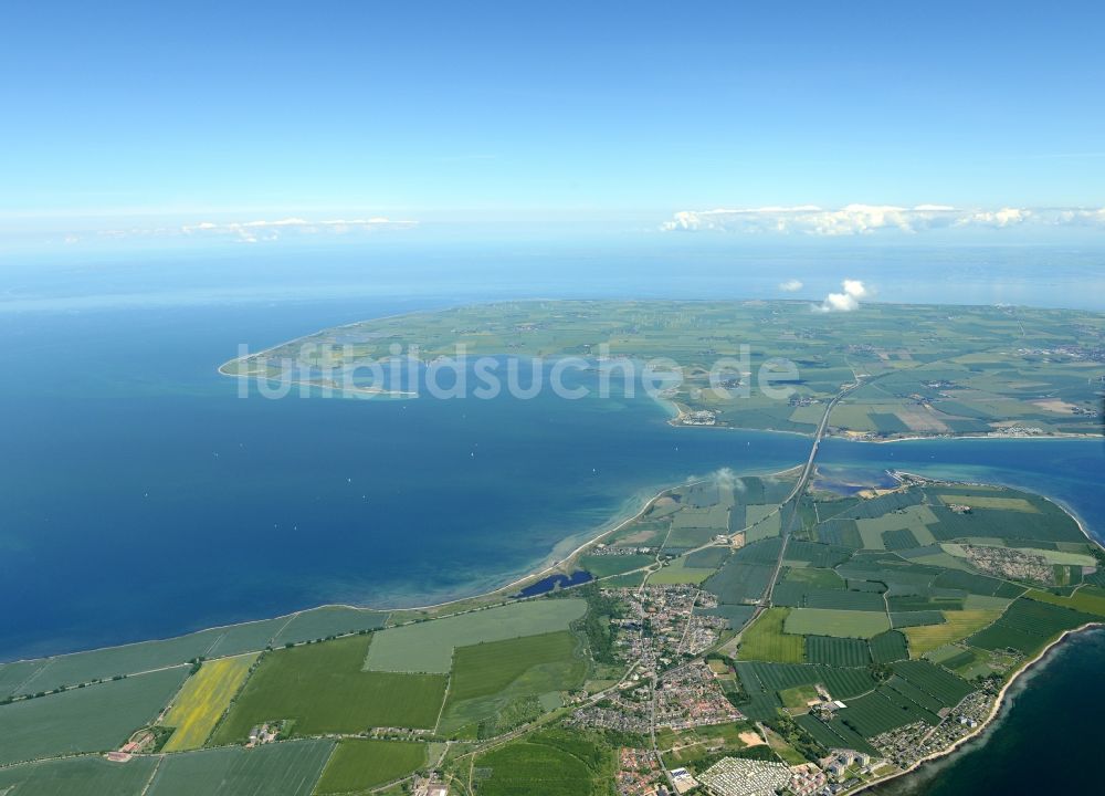 Großenbrode aus der Vogelperspektive: Meeres-Küste der Ostsee in Großenbrode im Bundesland Schleswig-Holstein