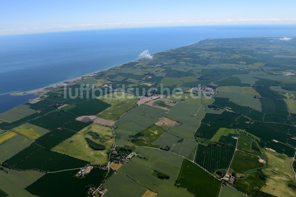 Luftaufnahme Großenbrode - Meeres-Küste der Ostsee in Großenbrode im Bundesland Schleswig-Holstein