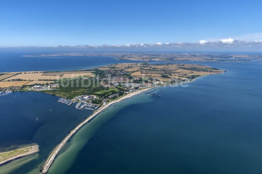 Großenbrode von oben - Meeres-Küste der Ostsee in Großenbrode im Bundesland Schleswig-Holstein