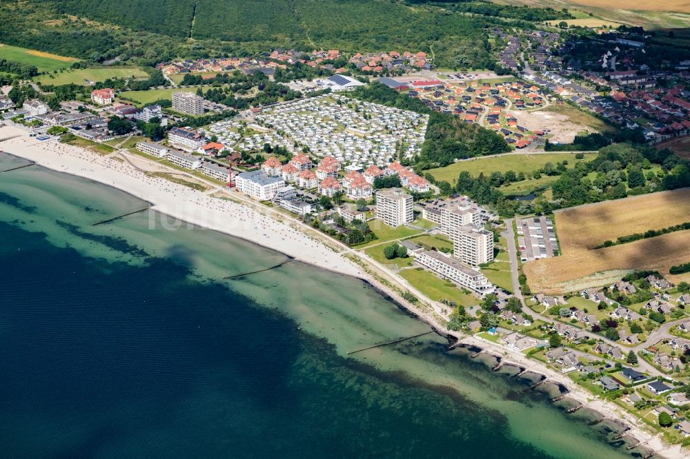 Luftaufnahme Großenbrode - Meeres-Küste der Ostsee in Großenbrode im Bundesland Schleswig-Holstein