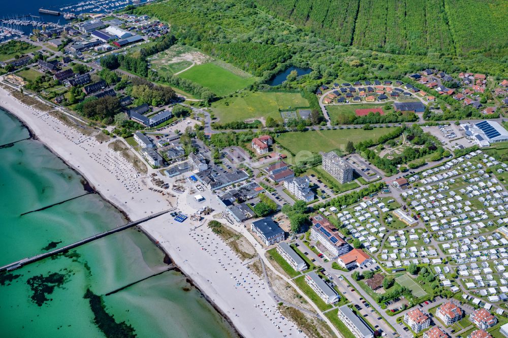 Luftaufnahme Großenbrode - Meeres-Küste der Ostsee in Großenbrode im Bundesland Schleswig-Holstein