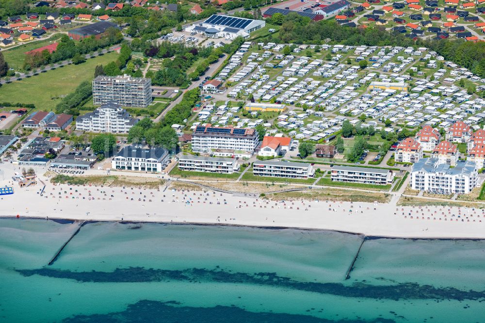 Großenbrode von oben - Meeres-Küste der Ostsee in Großenbrode im Bundesland Schleswig-Holstein