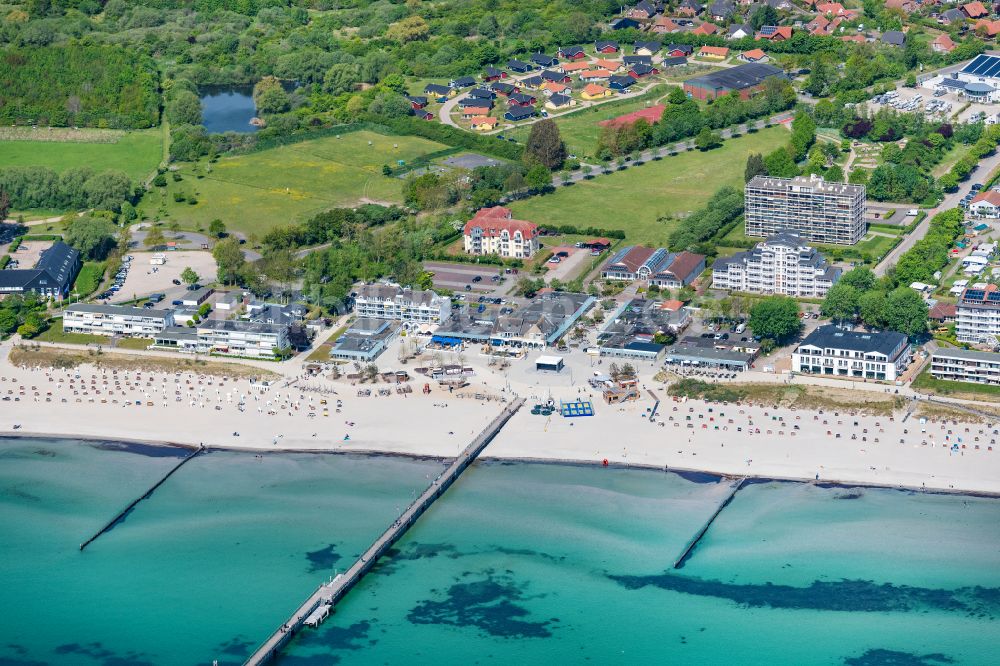 Großenbrode aus der Vogelperspektive: Meeres-Küste der Ostsee in Großenbrode im Bundesland Schleswig-Holstein