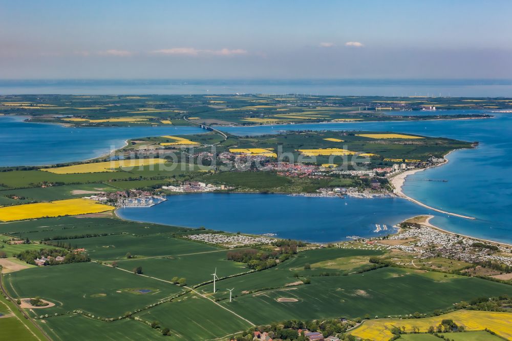 Großenbrode von oben - Meeres- Küste der Ostsee am Großenbroder Binnensee in Großenbrode im Bundesland Schleswig-Holstein, Deutschland