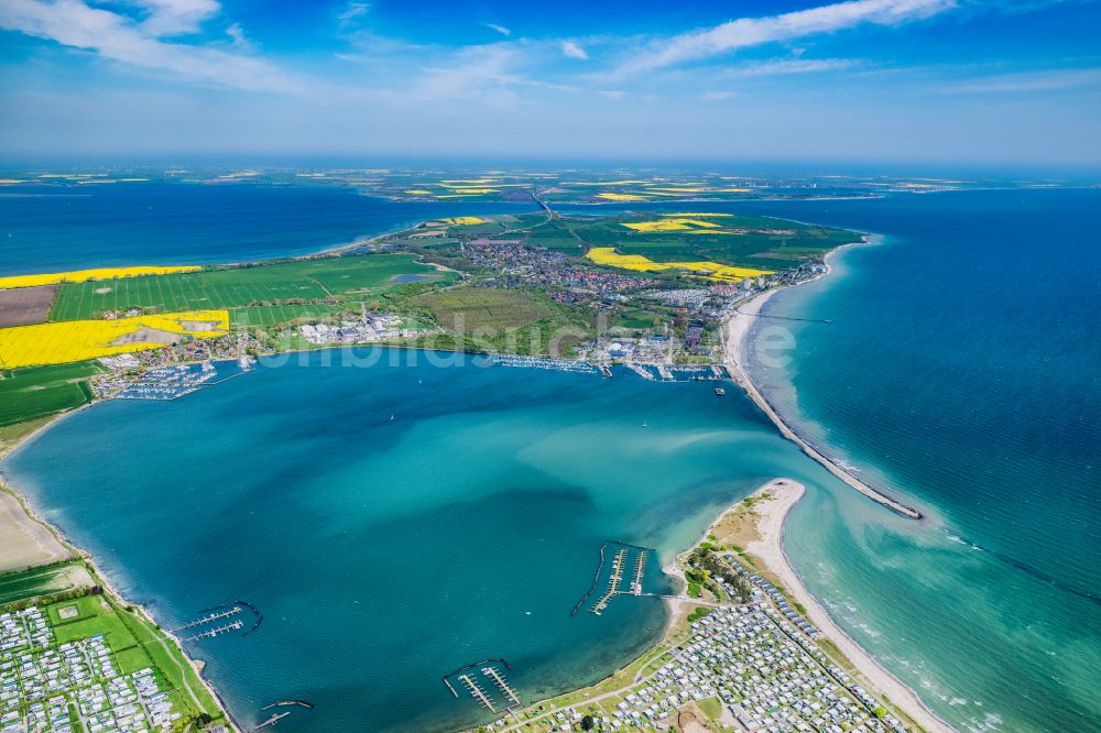 Großenbrode von oben - Meeres- Küste der Ostsee am Großenbroder Binnensee in Großenbrode im Bundesland Schleswig-Holstein, Deutschland