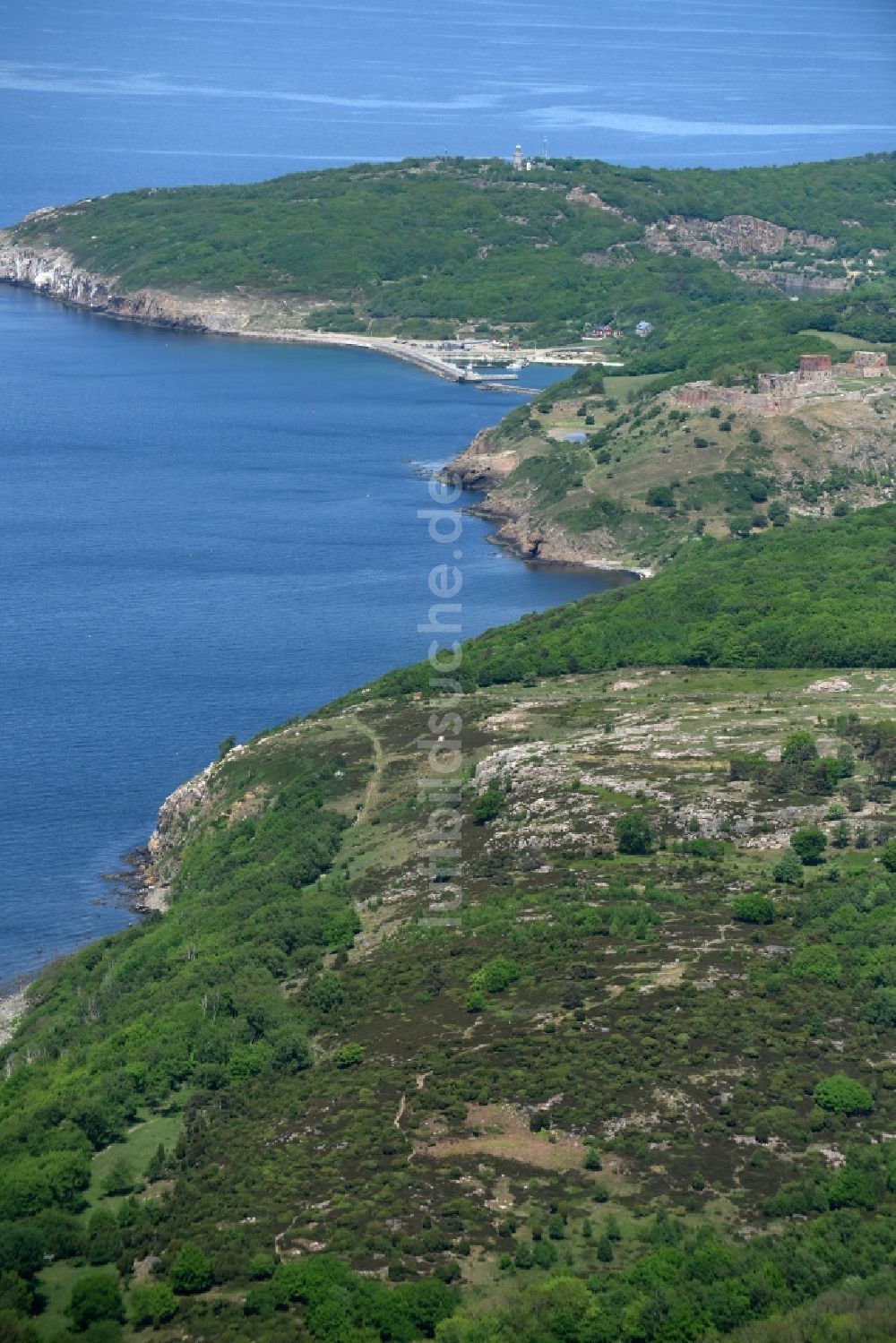 Allinge aus der Vogelperspektive: Meeres-Küste der Ostsee auf der Insel Bornholm in Allinge in Region Hovedstaden, Dänemark