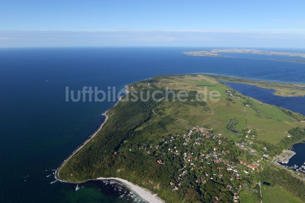 Luftaufnahme Insel Hiddensee - Meeres-Küste der Ostsee auf der Insel Hiddensee im Bundesland Mecklenburg-Vorpommern