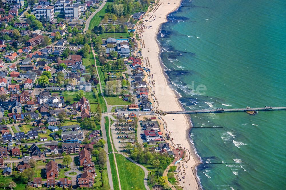 Kellenhusen von oben - Meeres-Küste der Ostsee in Kellenhusen im Bundesland Schleswig-Holstein