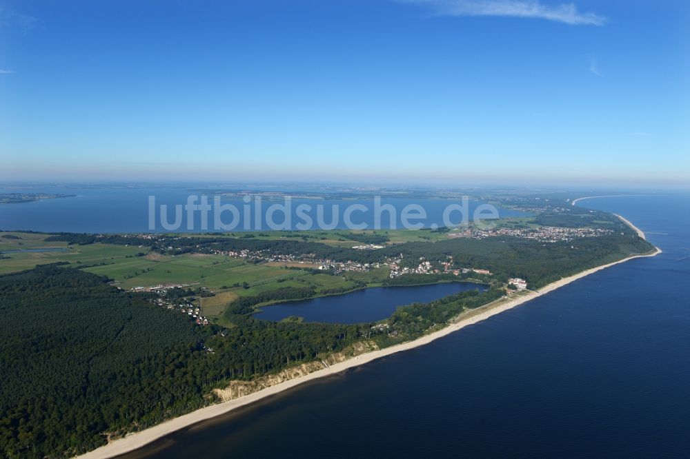 Loddin von oben - Meeres-Küste der Ostsee im Ortsteil Kölpinsee in Loddin im Bundesland Mecklenburg-Vorpommern