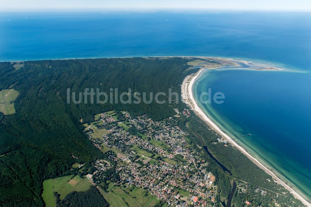 Prerow aus der Vogelperspektive: Meeres-Küste Ostsee in Prerow im Bundesland Mecklenburg-Vorpommern