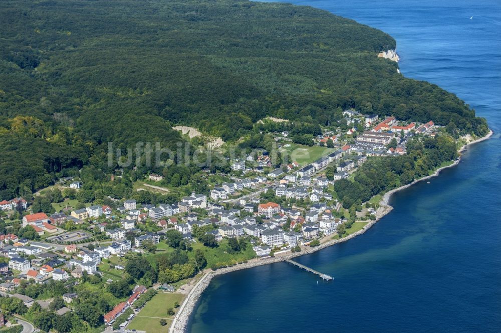 Sassnitz aus der Vogelperspektive: Meeres-Küste Ostsee Sassnitz im Bundesland Mecklenburg-Vorpommern