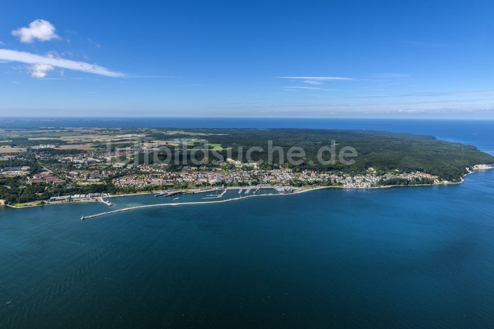 Sassnitz aus der Vogelperspektive: Meeres-Küste Ostsee Sassnitz im Bundesland Mecklenburg-Vorpommern