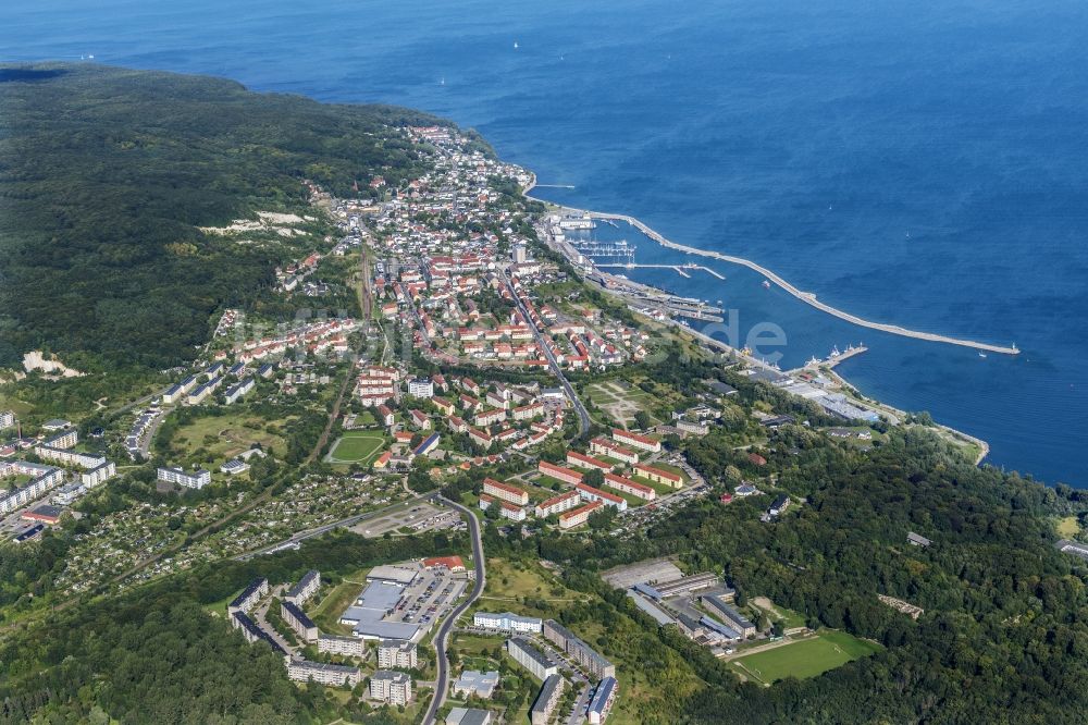 Sassnitz von oben - Meeres-Küste Ostsee Sassnitz im Bundesland Mecklenburg-Vorpommern