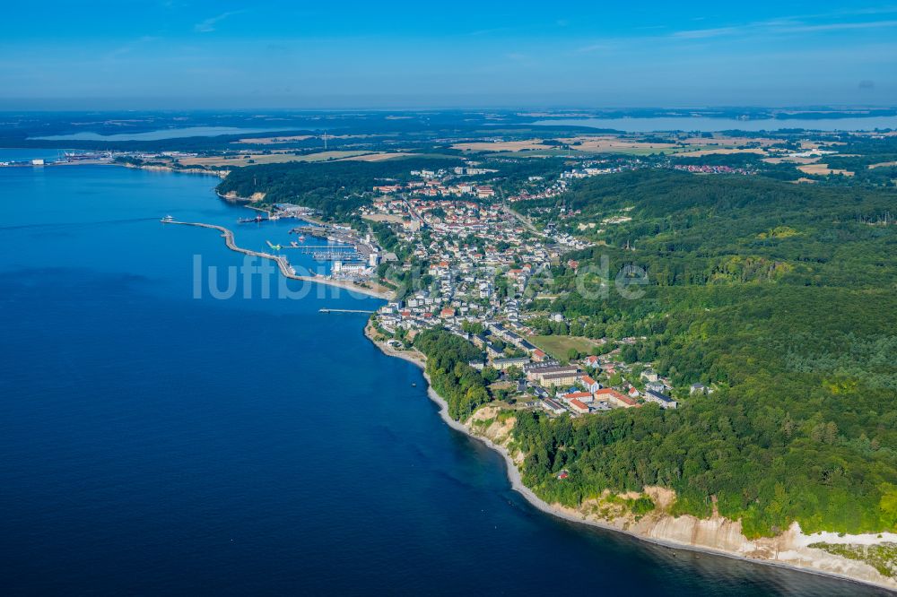 Sassnitz von oben - Meeres-Küste Ostsee Sassnitz im Bundesland Mecklenburg-Vorpommern