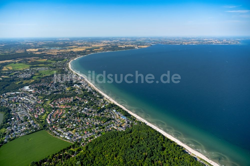 Scharbeutz aus der Vogelperspektive: Meeres- Küste der Ostsee in Scharbeutz im Bundesland Schleswig-Holstein