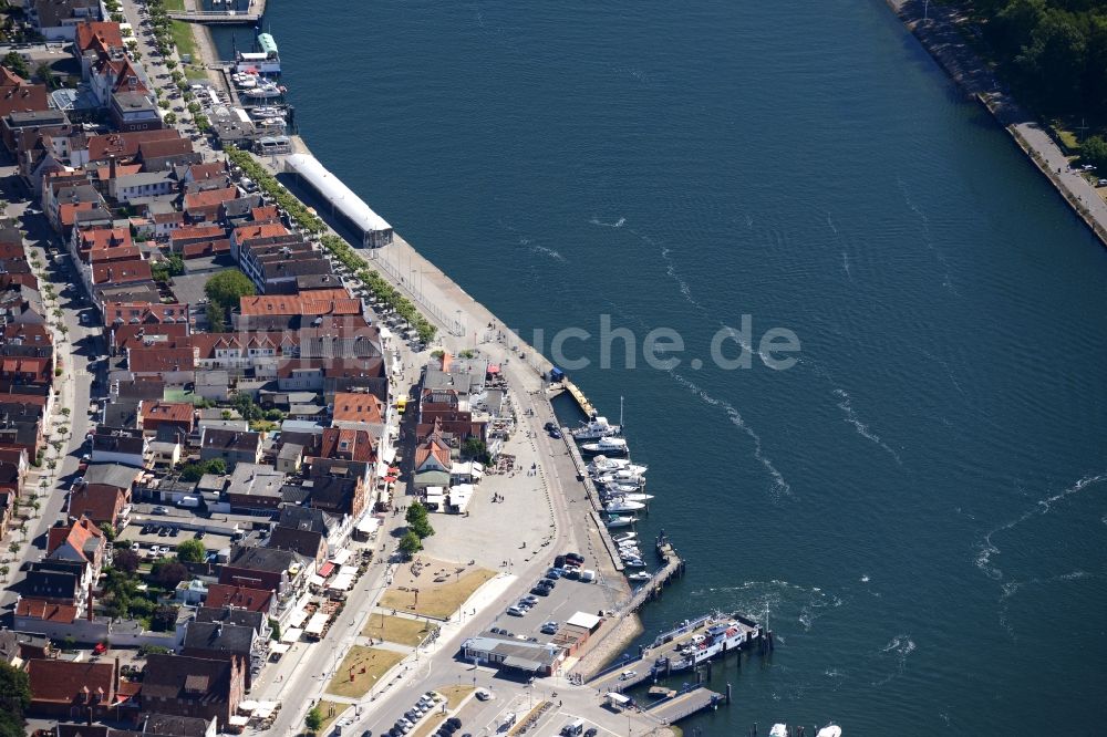 Luftbild Travemünde - Meeres-Küste der Ostsee in Travemünde im Bundesland Schleswig-Holstein