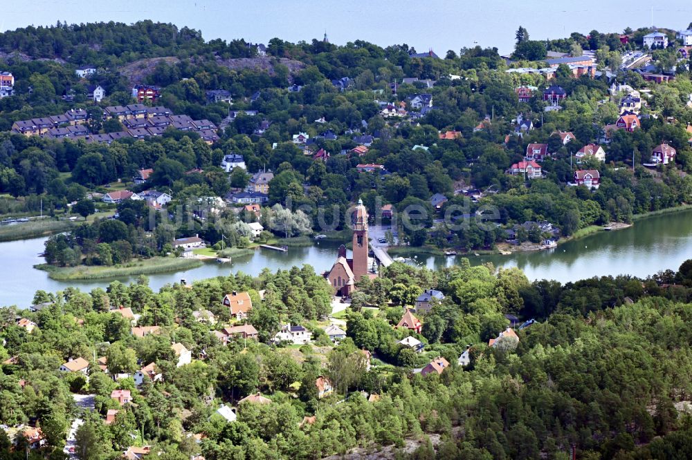 Luftaufnahme Saltsjöbaden - Meeres-Küste in Saltsjöbaden in Stockholms län, Schweden